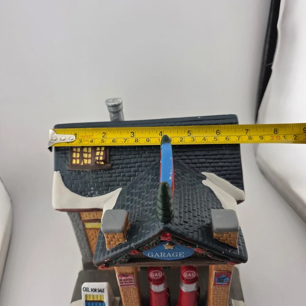 Country Charm Big Pine Gas Station Garage Christmas Village GOOD Tabletop Decor